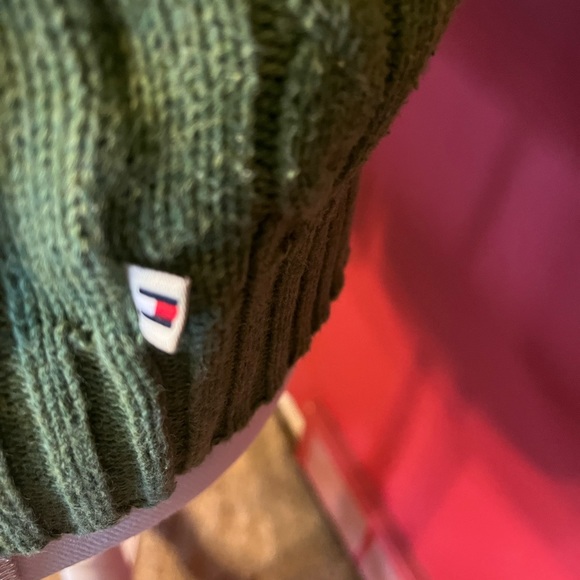 Tommy Hilfiger sweater - Picture 3 of 3